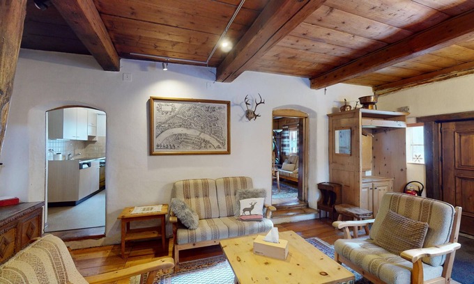 La Punt-Chamues-ch Apartment | Apartment Seraina - Apartment in Engadine house