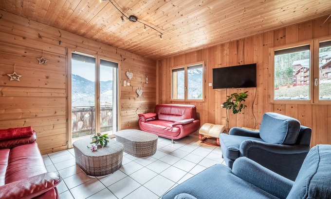 Saint-Jean-dʼAulps Apartment | Apartment 'Sherpa 2 - 14 Pers' with Mountain View, Shared Terrace and Wi-Fi