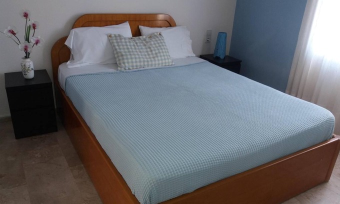 Panormos Apartment | Apartment 'Studio 1' with Mountain View, Wi-Fi and Air Conditioning