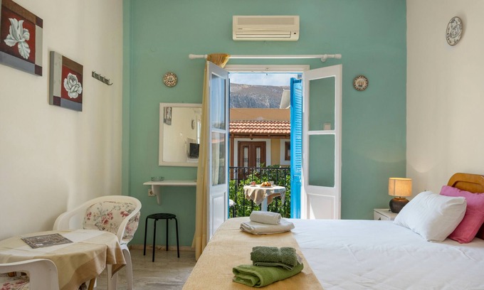 Panormos Apartment | Apartment 'Studio 2' with Mountain View, Wi-Fi and Air Conditioning