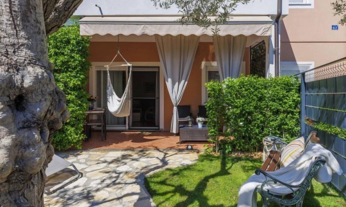 Umag Apartment | Apartment Tea by Interhome