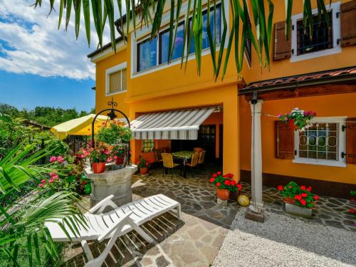 Opric Apartment | Apartment Villa Karolina by Interhome
