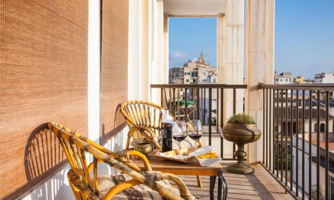 Felanitx Apartment | Apartment 'Wallimalle' with Mountain View, Private Terrace and Balcony