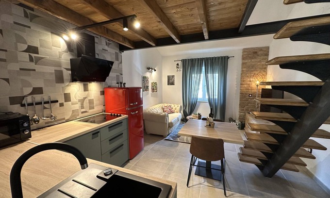 City Center Apartment | Apartment With Cozy Bedroom