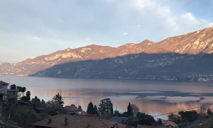 Limonta Apartment | Apartment with lake view and garden 2 steps from Bellagio