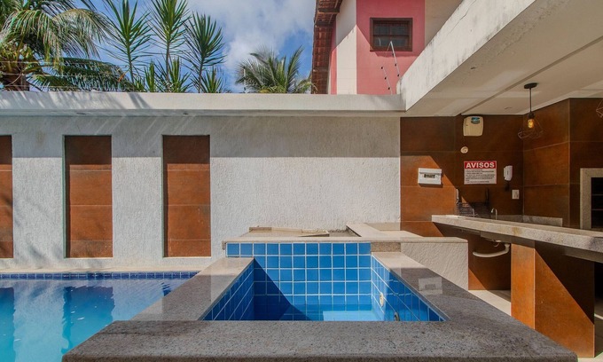 Taperapua Beach Apartment | Apartment With Pool 280m From the Beach Ast0103