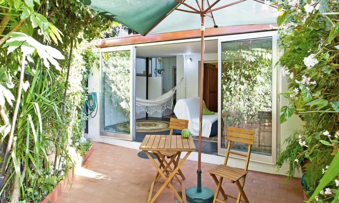 Paranhos Apartment | Apartment with Private Garden