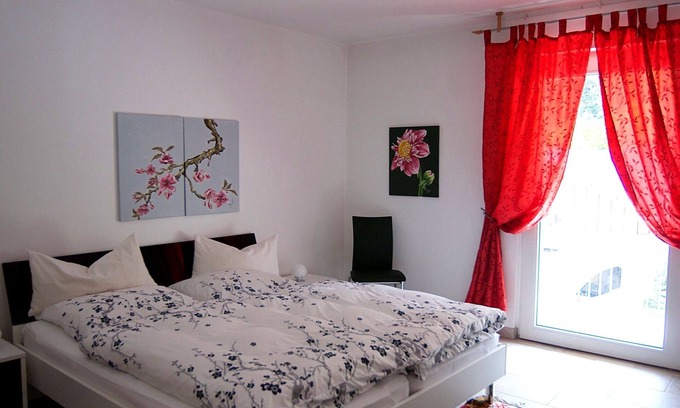 Traben-Trarbach Apartment | Apartment with Terrace, dogs welcome, close to the city centre