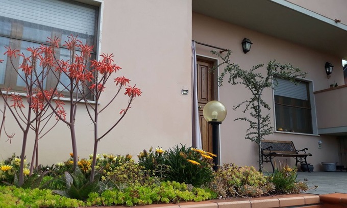 Corsanico-Bargecchia Apartment | Apartment with view of the Tuscan coast and garden