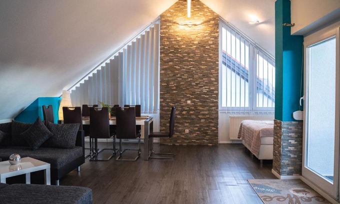Rust Apartment | Apartments Andante
