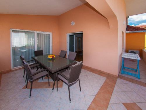 Stobrec Apartment | Apartments Anita-Luxury Three Bedroom Apartment with Terrace