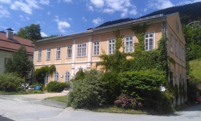 Huttendorf Apartment | Apartments in Villa Crusca