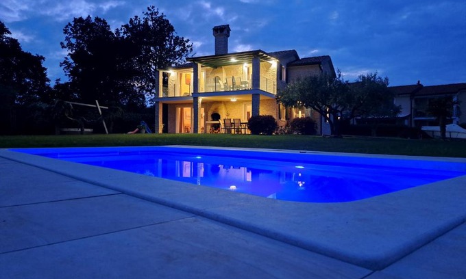 Cepljani Apartment | Apartments Villa Sotlar with pool