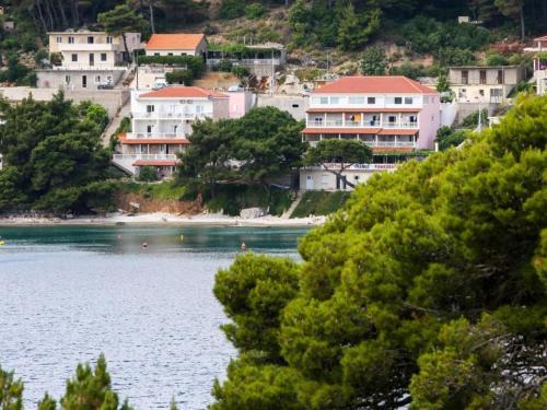 Saplunara Apartment | Apartmetns Franka Saplunara-One-Bedroom Apartment with Terrace and Sea View No2