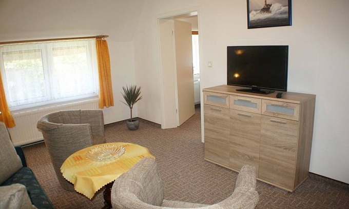 Middelhagen Apartment | App 2 (40m²) - Rügen-Fewo 267