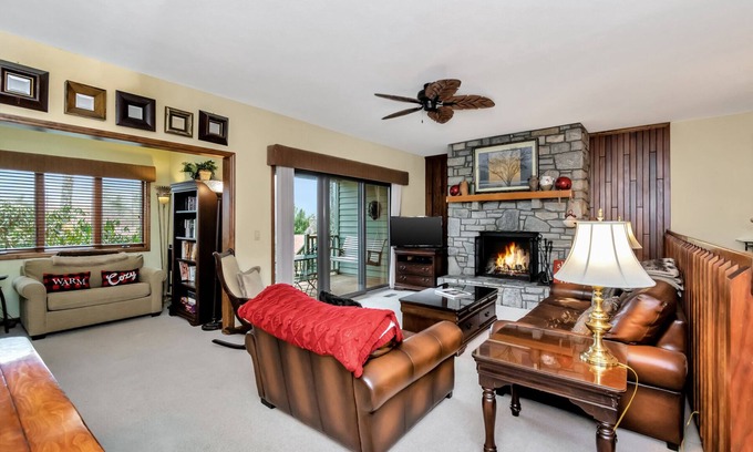 Blowing Rock Condo | Appalachian 2 | Fireplace, Restaurant, Pool, Spa
