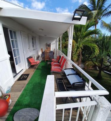 L'Ermitage-les-Bains Apartment | Appart Cocotiers