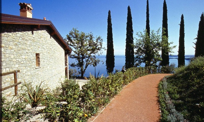 Gardone Riviera Apartment | Appartamenti Borgo