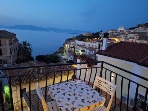 Pizzo Apartment | Appartamento degli Dei