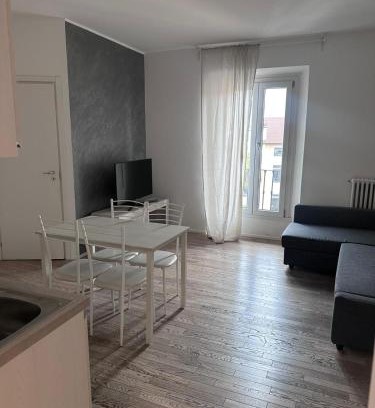 Tricolore Apartment | APPARTAMENTO Superstudio HEART OF MILAN