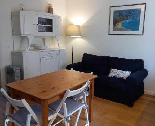 Sollies-Ville Apartment | Appartement à 15 minutes de Hyères et ses plages