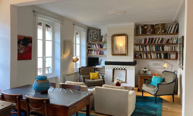 Le Palais Apartment | Appartement élégant 3* au coeur de Le Palais, 2 chambres, proche commerces et plage - FR-1-418-197