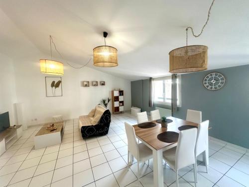 Convention Apartment | Appartement 2 pièces 45 m2 en cœur de ville