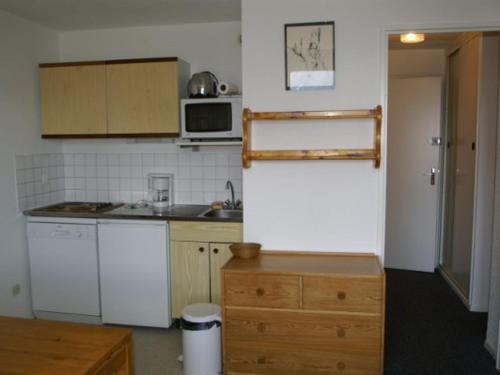 Le Pleynet Apartment | Appartement 2 pièces proche pistes avec balcon et ascenseur - FR-1-557A-25