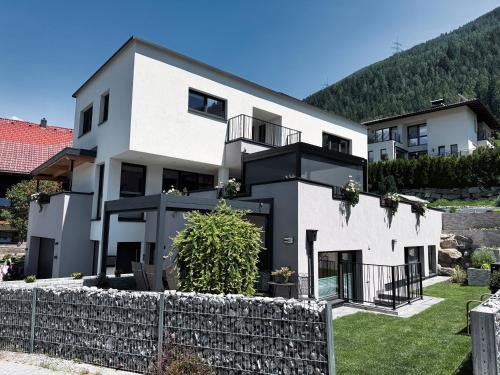 Arzl im Piztal Apartment | Appartement Alpenzauber