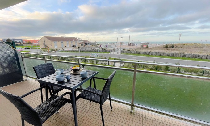 Port Apartment | Appartement Au Sable d'Opale proche mer à Calais