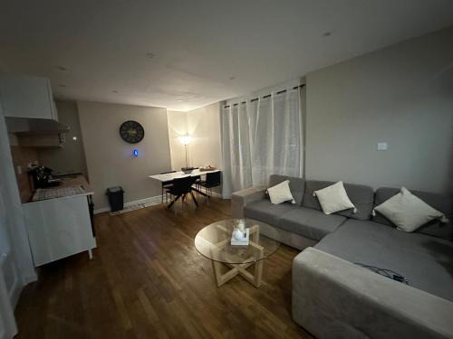 Calais City Center Apartment | Appartement avec vue imprenable