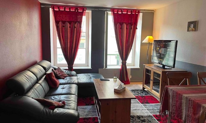 Verdun Apartment | Appartement COSY rue Chaussée