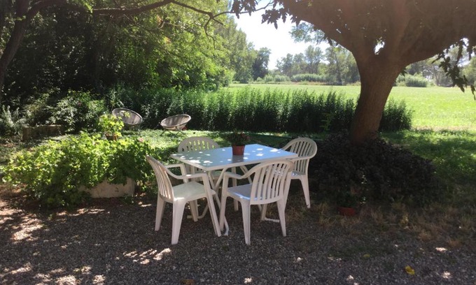 Istres Apartment | Appartement dans un mas provencal