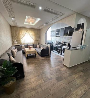 Oulad Azzouz Apartment | Appartement Dar Bouazza Tamaris Casablanca Airport AquaParc Fibre Orange Wifi Parking Security