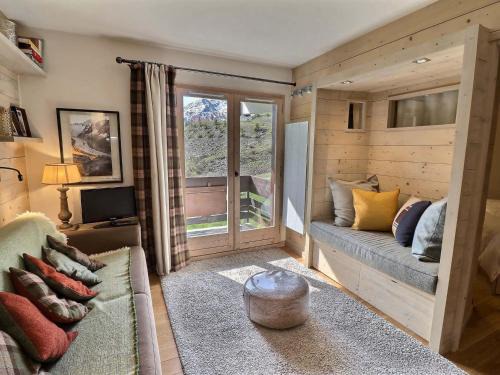 Meribel-Mottaret Apartment | Appartement de charme 3 pièces, idéal famille, Méribel, accès pistes, wifi, 6 pers - FR-1-182-184