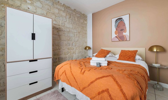 Porte de Clichy Apartment | Appartement familial proche des commerces - 8P