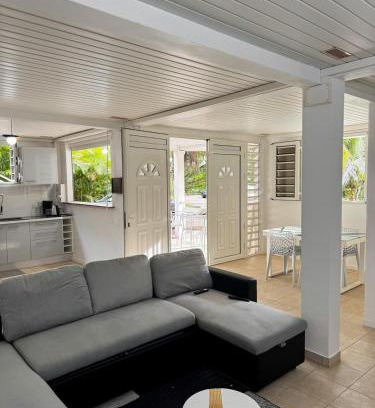 Le Lamentin Apartment | Appartement lilas