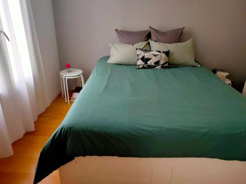 Clichy Apartment | Appartement moderne à Clichy, 35 m², idéal pour 4 personnes.