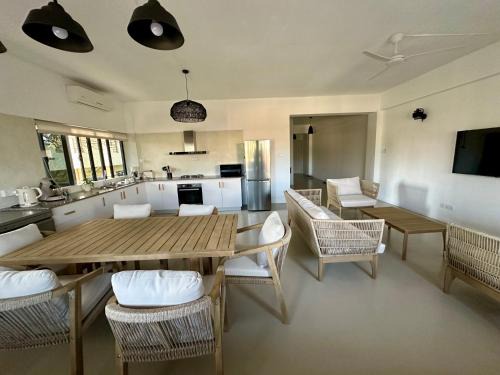 La Mivoie Apartment | Appartement moderne centre Tamarin