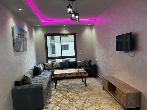 Luxus Apartment | Appartement neuf 2 chambres ,wifi , parking , Jardins de Tanger