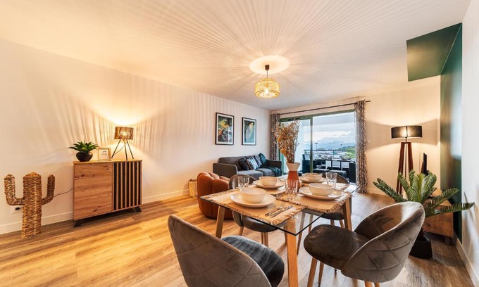 Centre Ville Apartment | Appartement spacieux avec vue