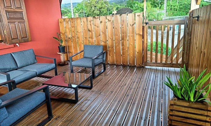 Saint-Paul Apartment | Appartement T5 meublé Le Guillaume