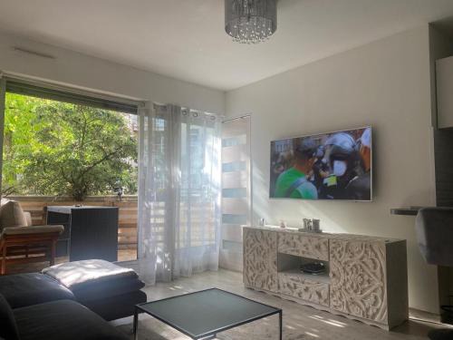 Saint-Cloud Apartment | Appartement terrasse proche paris