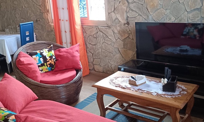 Bonaberi Apartment | Appartements Meublés, à Bonaberi Avec Groupe Électrogène et Service de Ménage