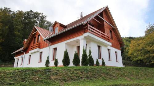 Zalacsany Apartment | Appartment Kastelo Victoria
