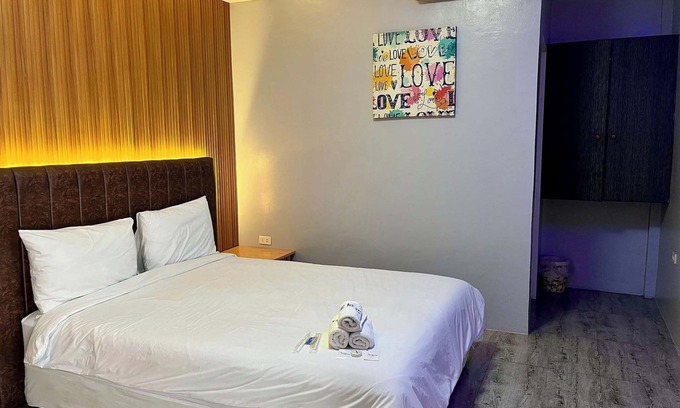 Silang Apartment | Apple Mango Resort