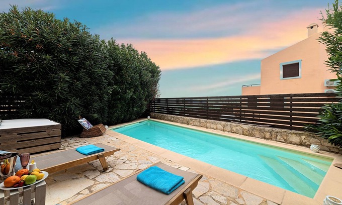 Mathes Villa | Apple Red Villa Private Pool