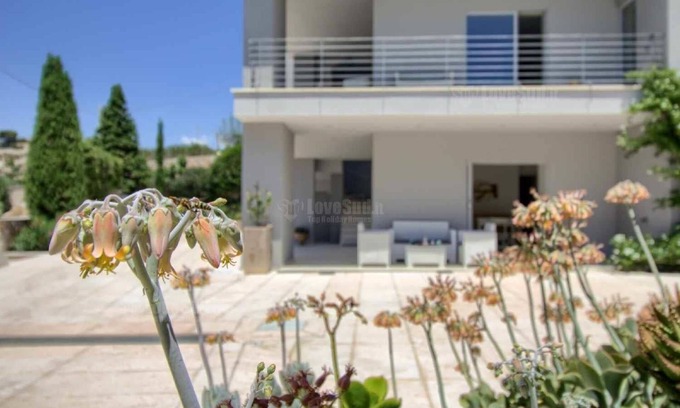 Torre Vado House | Apt B - Beach View Villa Controvento