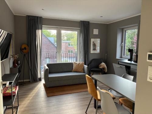 Dietrichsfeld Apartment | Apt Prinzessin Bellatrix Designer Wohnung Zimmerprinzen