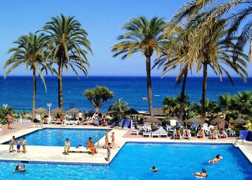 Carihuela Apartment | Apto a pie de playa con vistas increíbles!